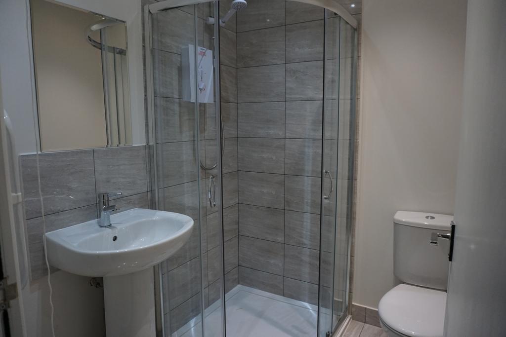 Town Centre Apartments Dewsbury Esterno foto